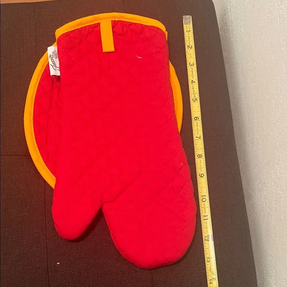 #1087+ Fiesta Red Oven Mitt with White Horse Thunder Art Logo Motif